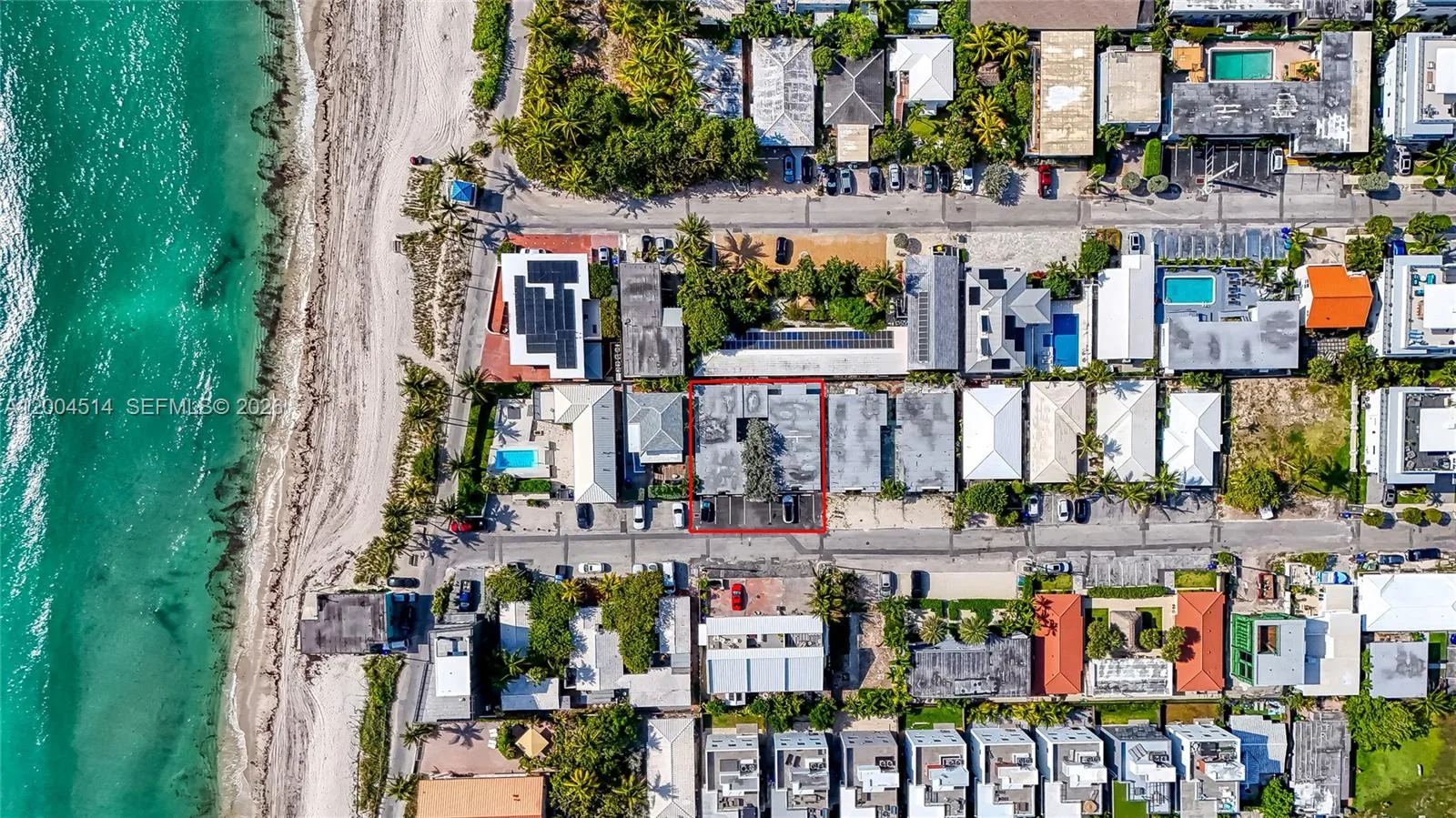 318 Walnut St, Hollywood, FL 33019 photo 4
