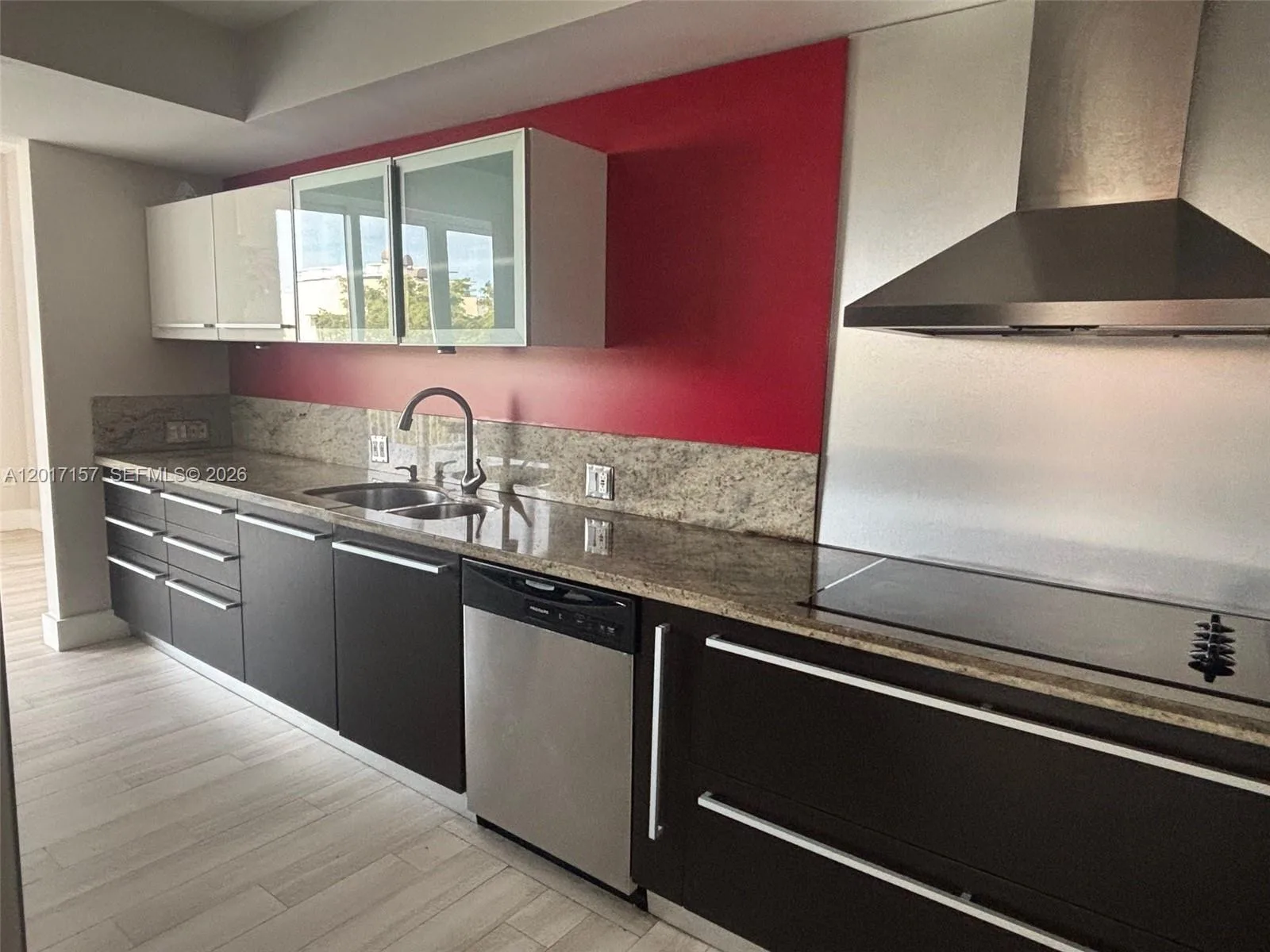 50 Ocean Lane Dr # 404, Key Biscayne, FL 33149 photo 2