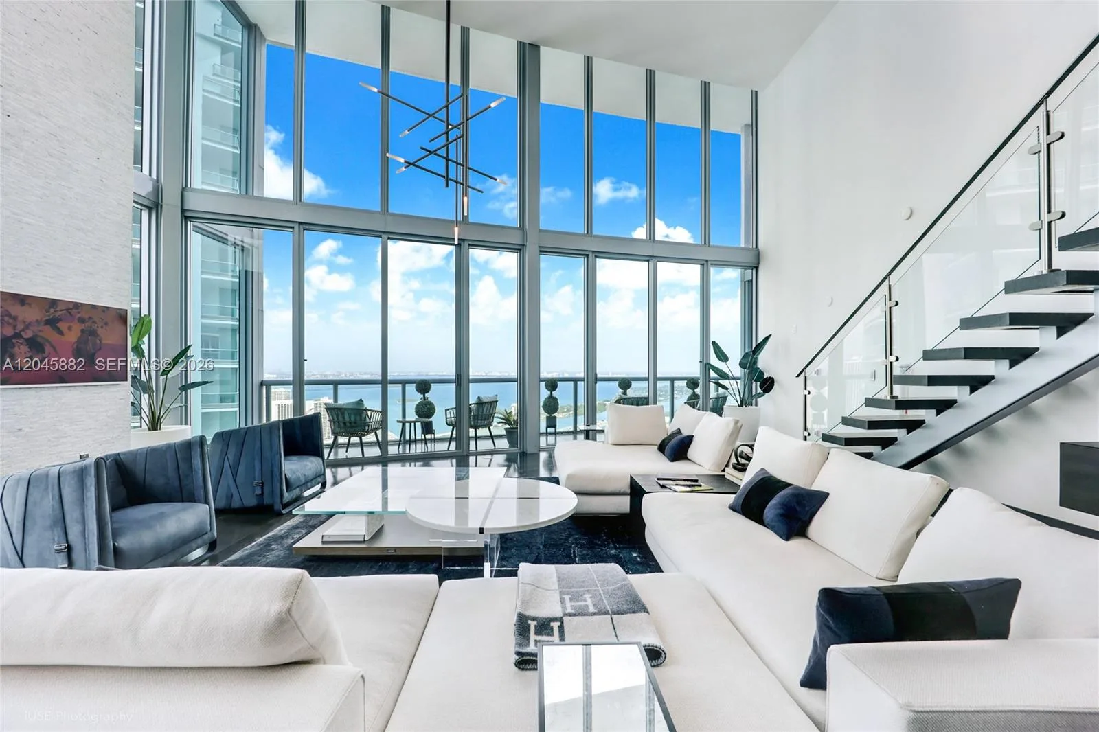 888 Biscayne Blvd # 5112, Miami, FL 33132