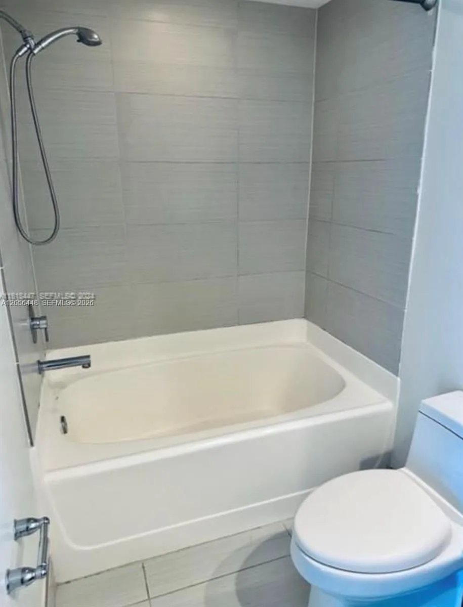 31 SE 6th St # 1503, Miami, FL 33131 photo 8