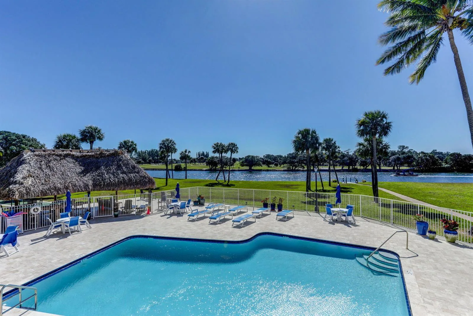 336 Golfview Road # 207, North Palm Beach, FL 33408