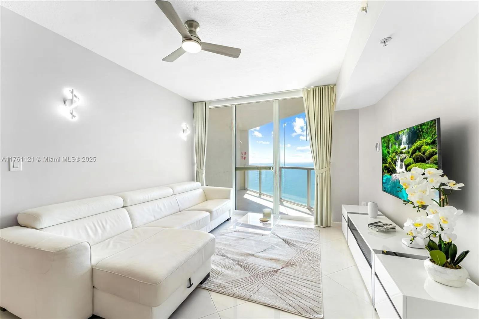 16699 Collins Ave # 2810, Sunny Isles Beach, FL 33160