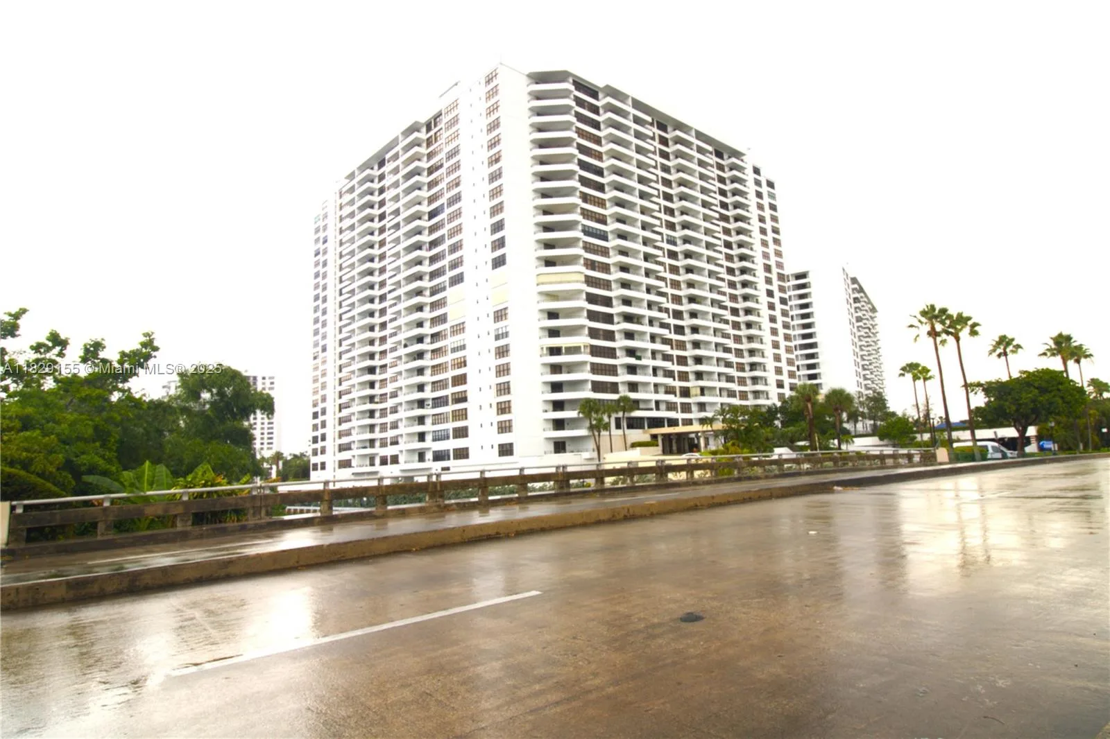 2500 Parkview Dr # 312, Hallandale Beach, FL 33009 photo 2