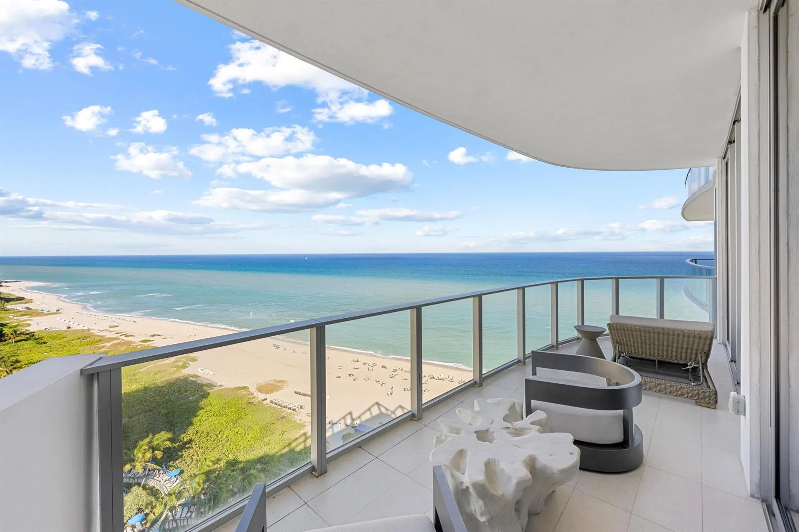 3100 N OCEAN Drive # H-1702, Singer Island, FL 33404