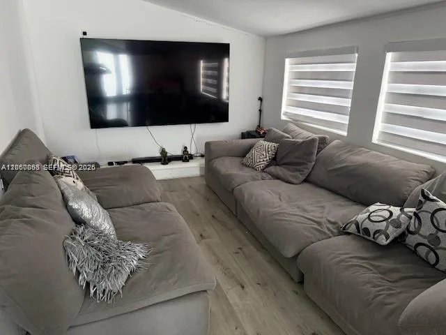 8950 SW 197th St, Cutler Bay, FL 33157 photo 5