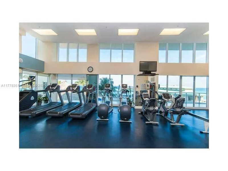 16699 Collins Ave # 2406, Sunny Isles Beach, FL 33160 photo 10