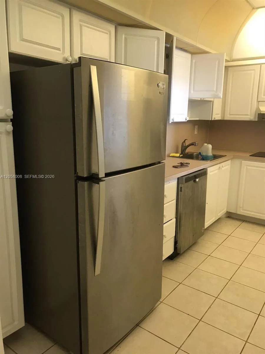 19380 Collins Ave # 1018, Sunny Isles Beach, FL 33160 photo 3