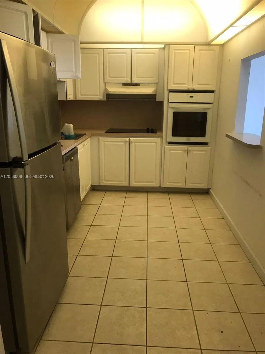19380 Collins Ave # 1018, Sunny Isles Beach, FL 33160 photo 4