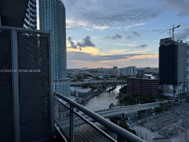 690 SW 1st Ct # 2307, Miami, FL 33130 photo 3