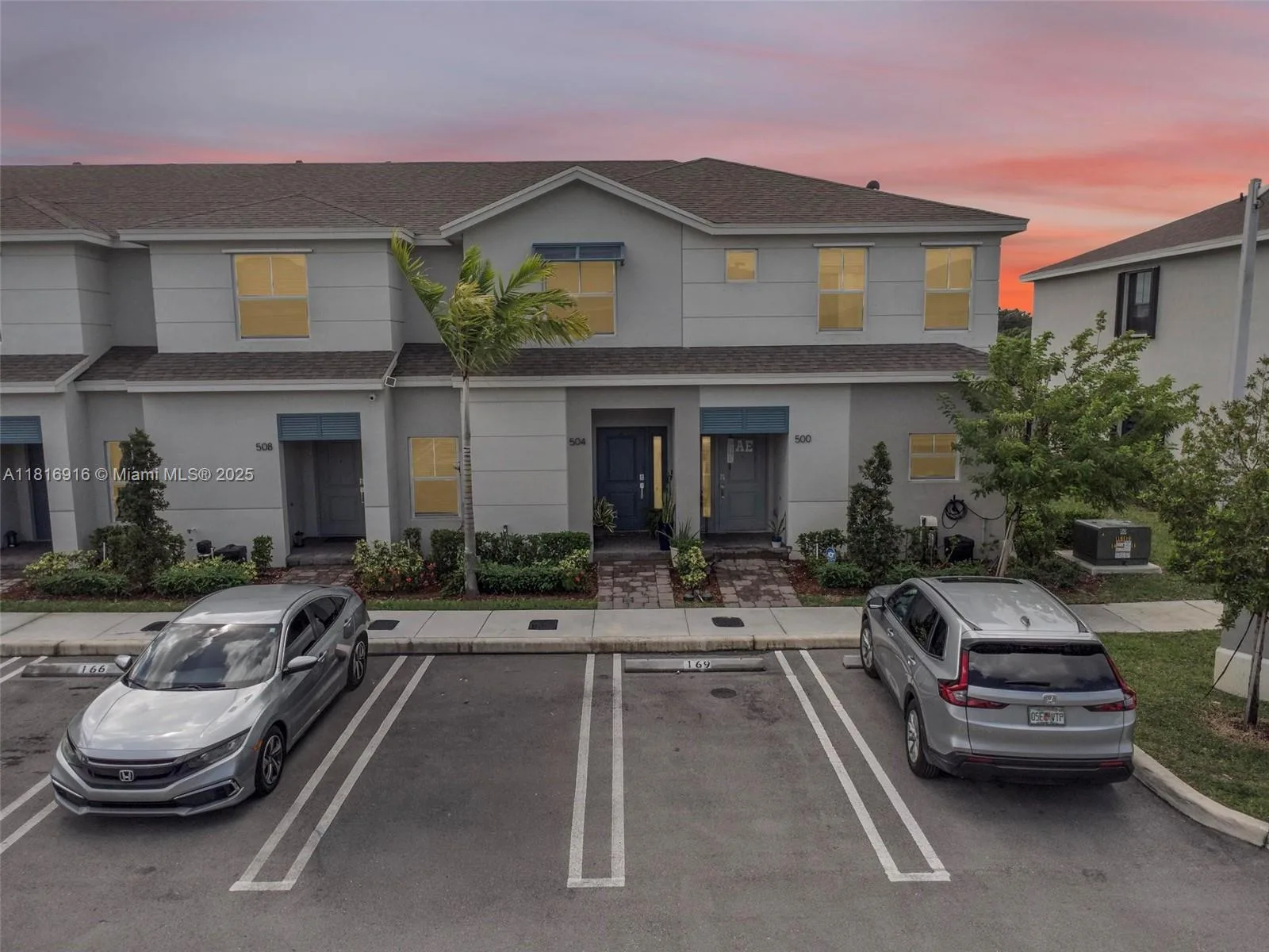 504 NE 1st Dr, Florida City, FL 33034