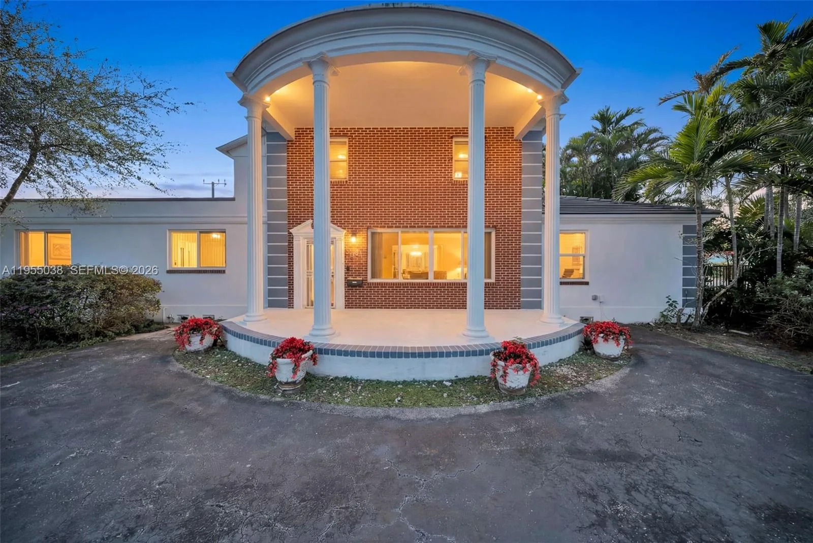 520 Morningside Dr, Miami Springs, FL 33166 photo 3