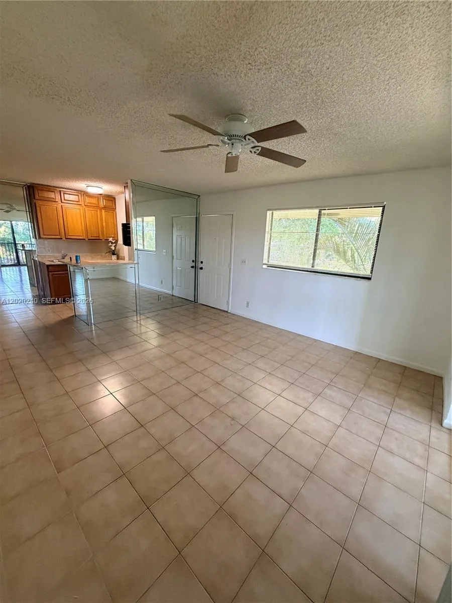 588 Trace Cir # 202, Deerfield Beach, FL 33441
