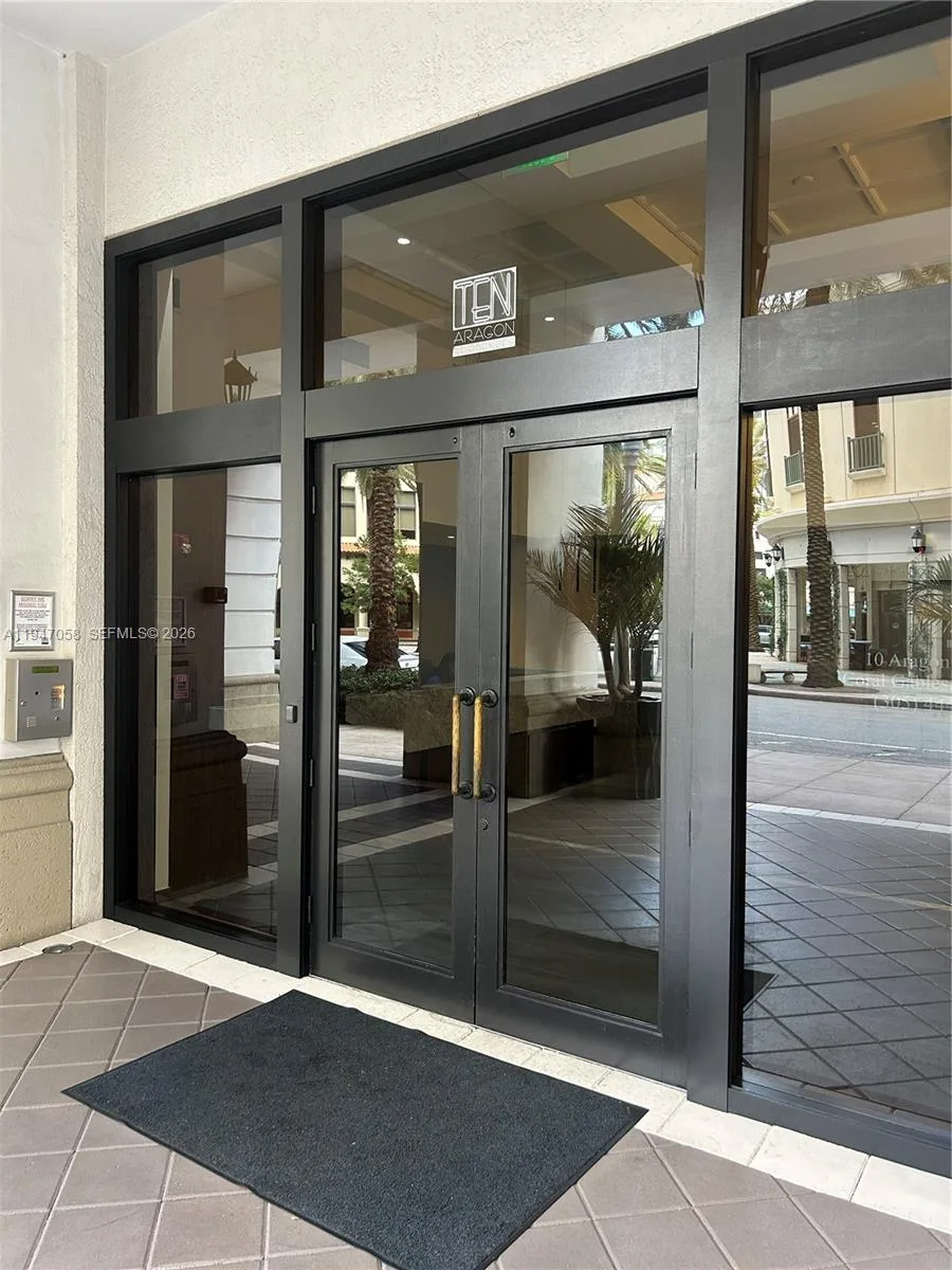 10 Aragon Ave # 814, Coral Gables, FL 33134
