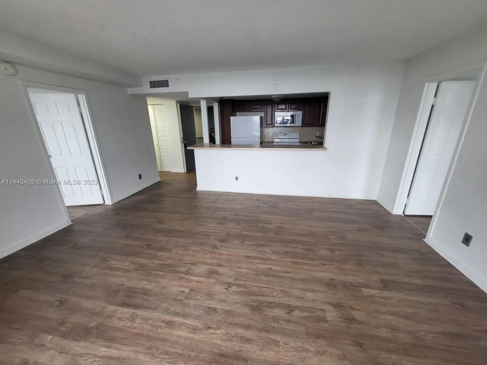 13499 Biscayne Blvd # 1408, North Miami, FL 33181 photo 6