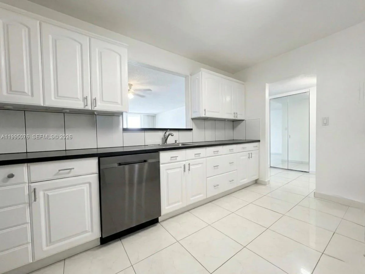 3800 S Ocean Dr # 816, Hollywood, FL 33019