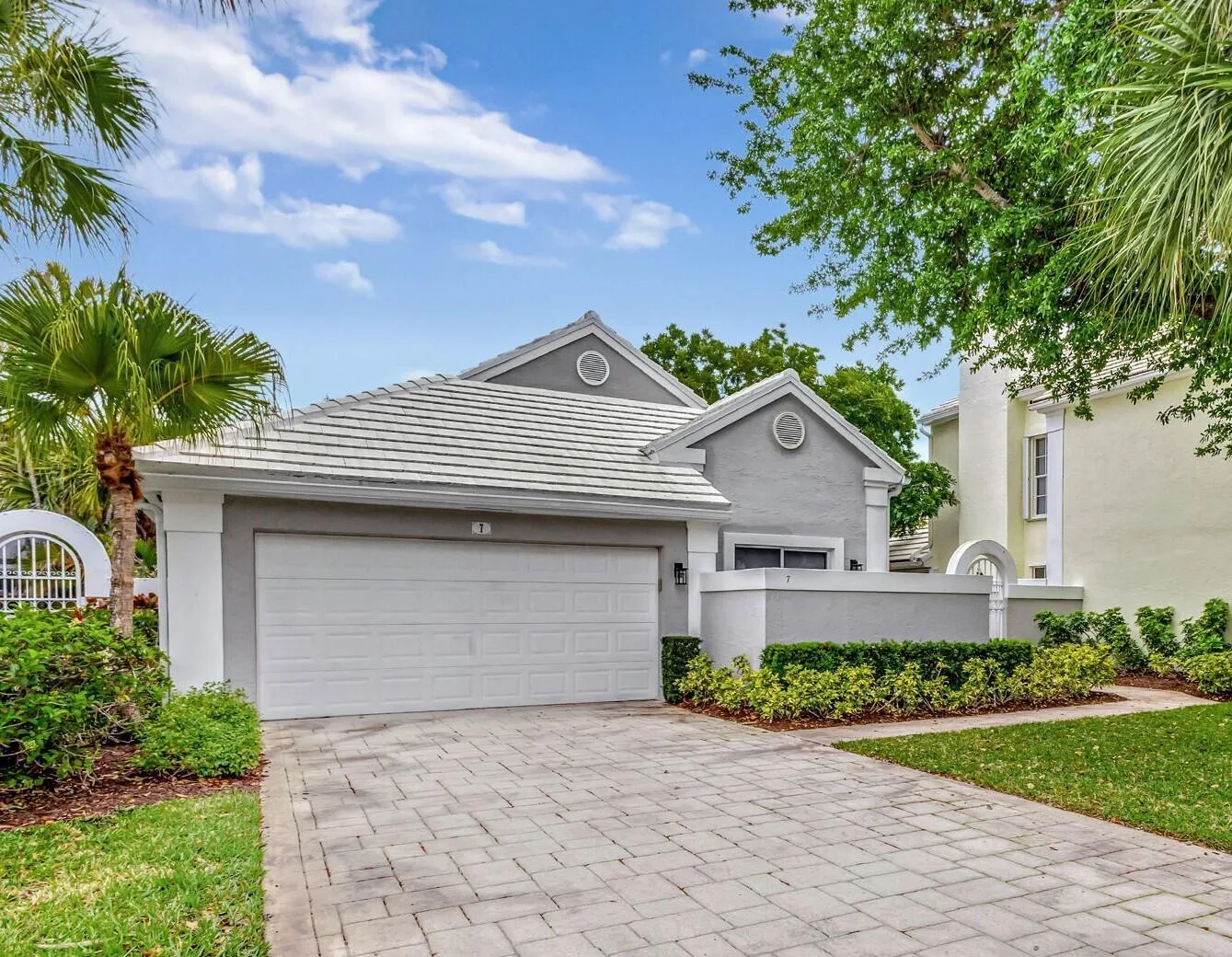 7 Wyndham Lane, Palm Beach Gardens, FL 33418
