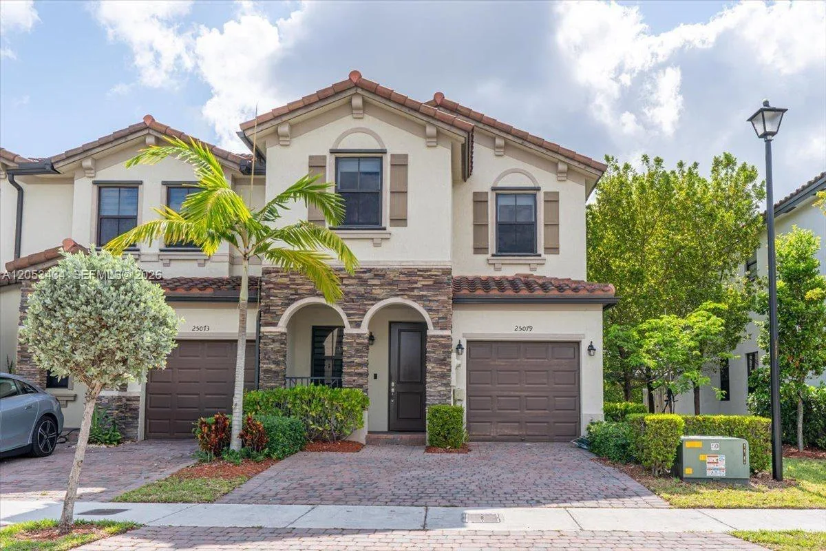 25079 SW 114th Ct, Homestead, FL 33032 photo 2