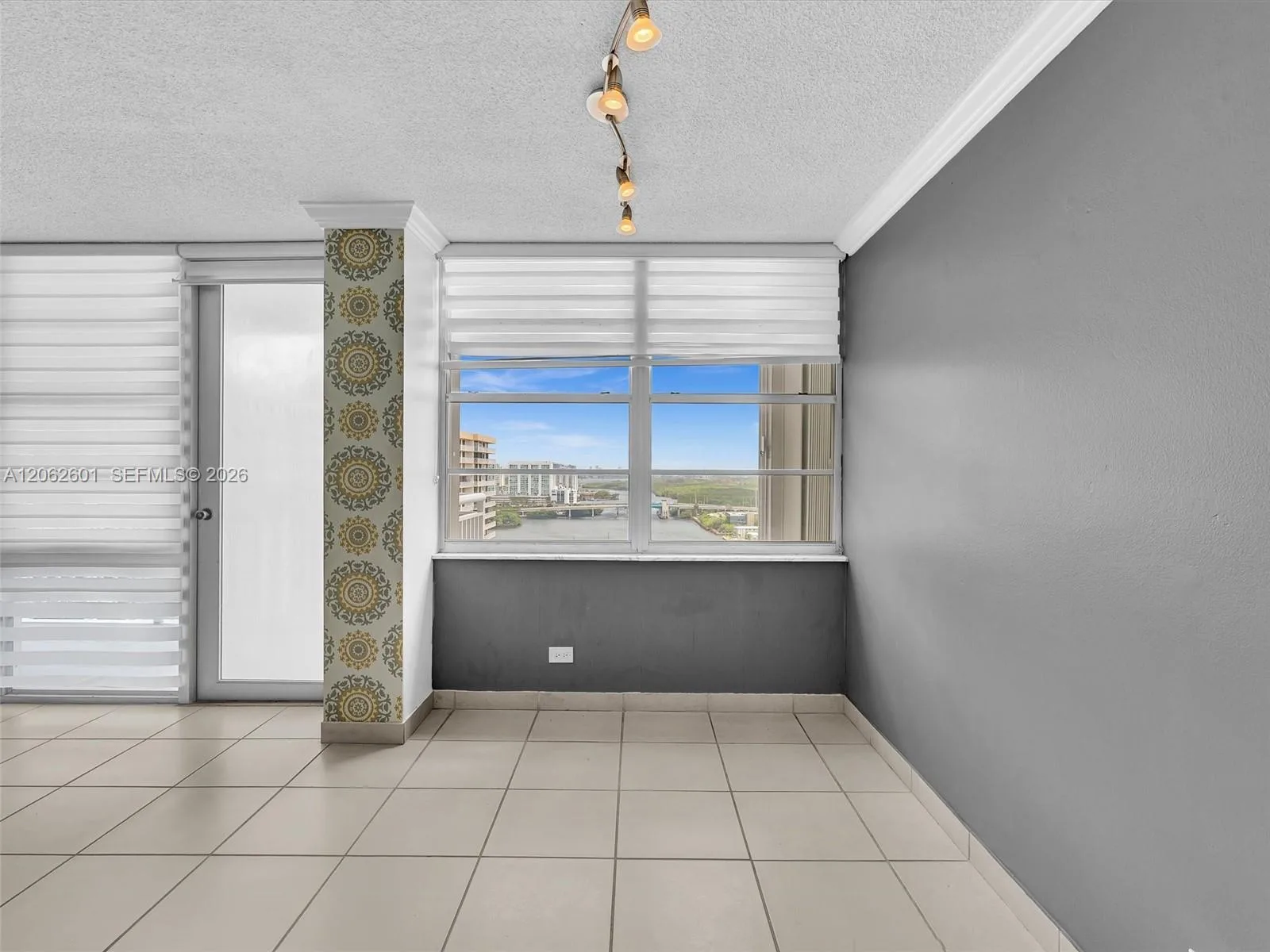 301 174th St # 2205, Sunny Isles Beach, FL 33160 photo 10