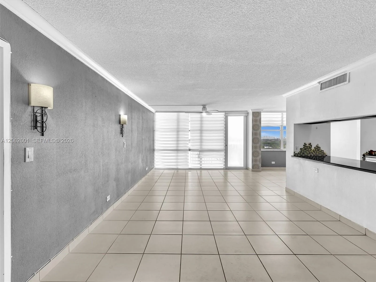 301 174th St # 2205, Sunny Isles Beach, FL 33160 photo 4