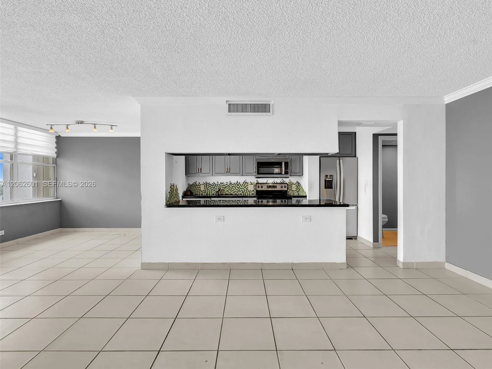 301 174th St # 2205, Sunny Isles Beach, FL 33160 photo 6
