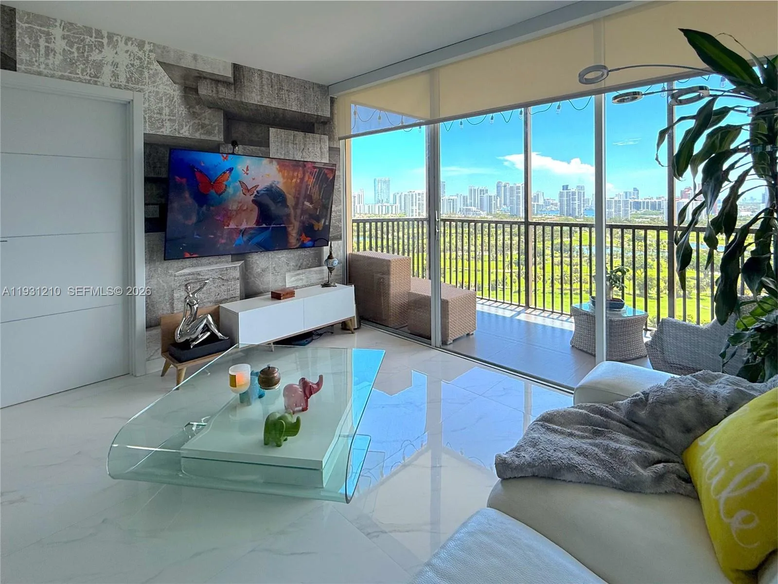 20379 W Country Club Dr # 2334, Aventura, FL 33180 photo 2