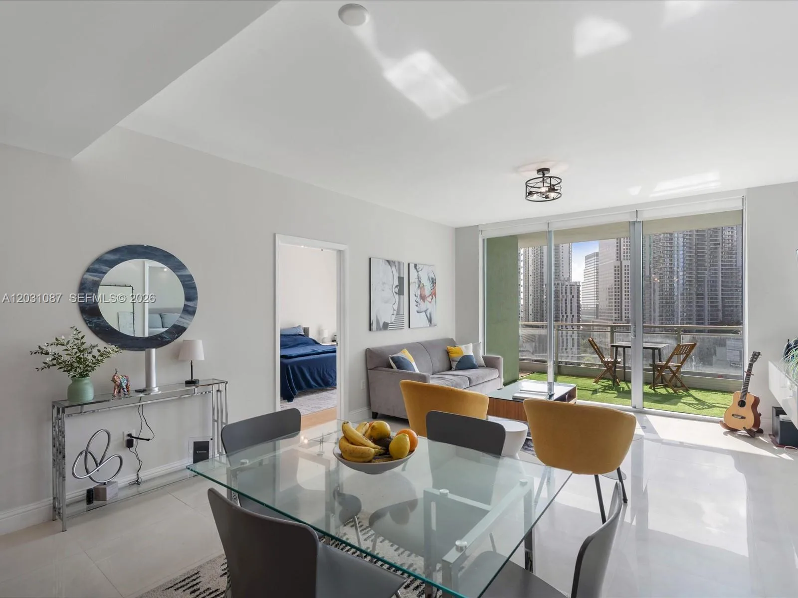90 SW 3rd St # 2015, Miami, FL 33130 photo 2