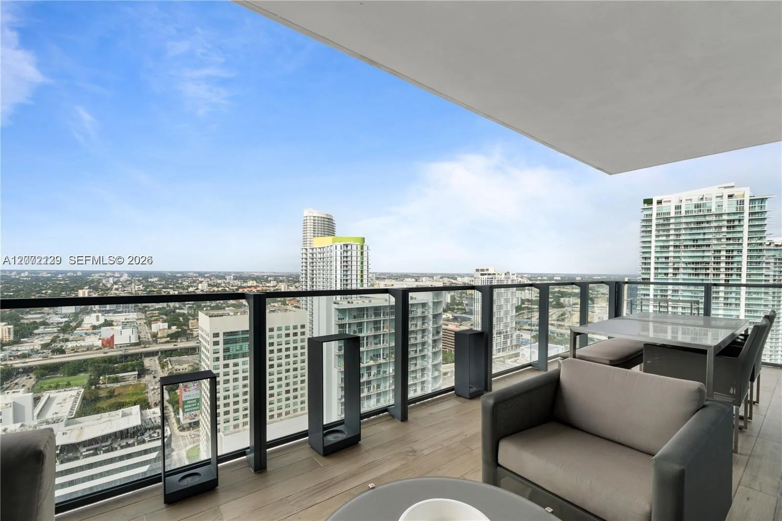 88 SW 7th St # 3412, Miami, FL 33130 — zdjęcie 2