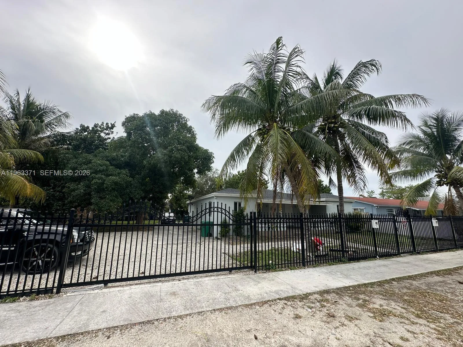 1128 NW 101st St, Miami, FL 33150