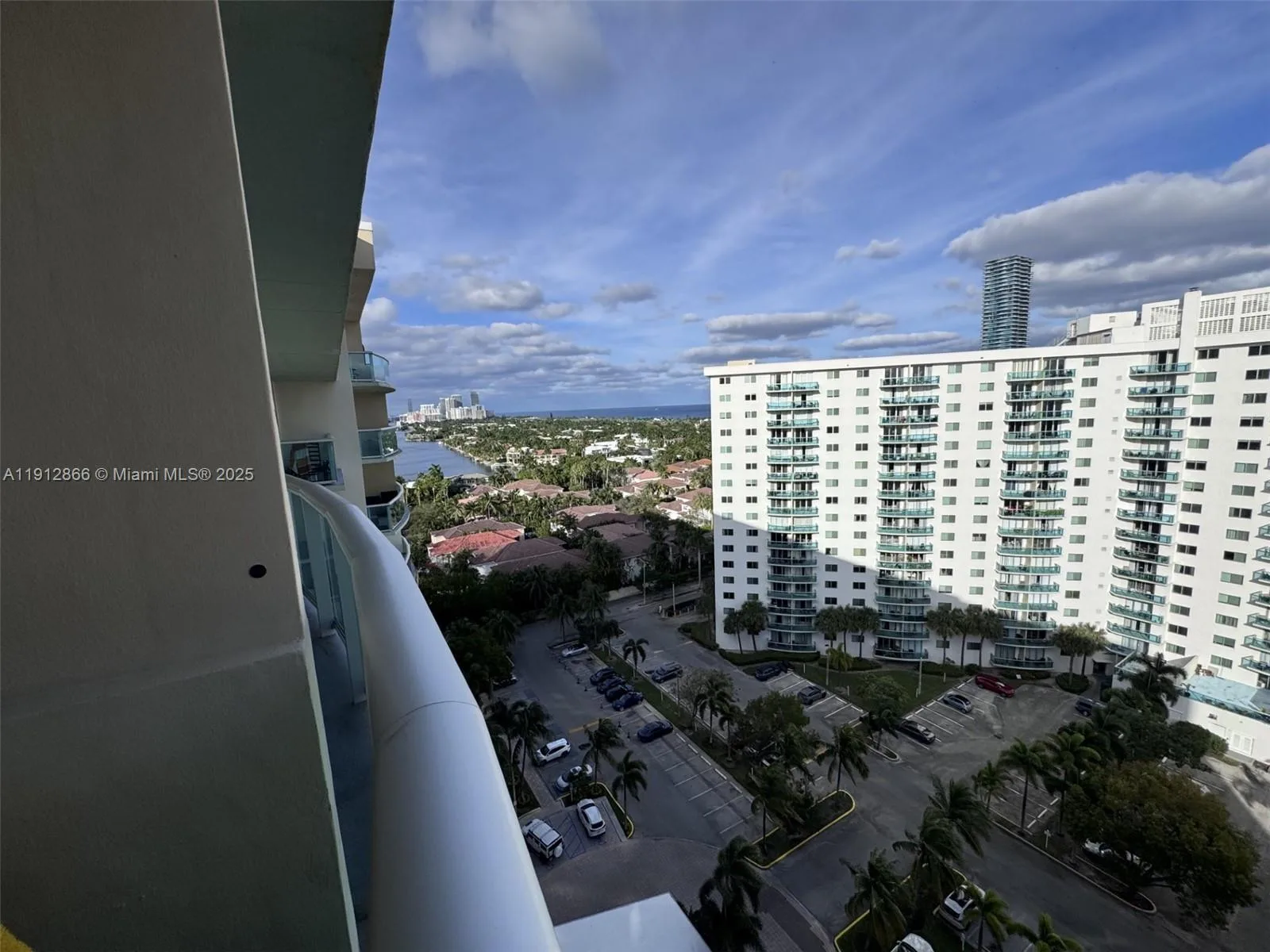 19390 Collins Ave # 1608, Sunny Isles Beach, FL 33160 photo 2
