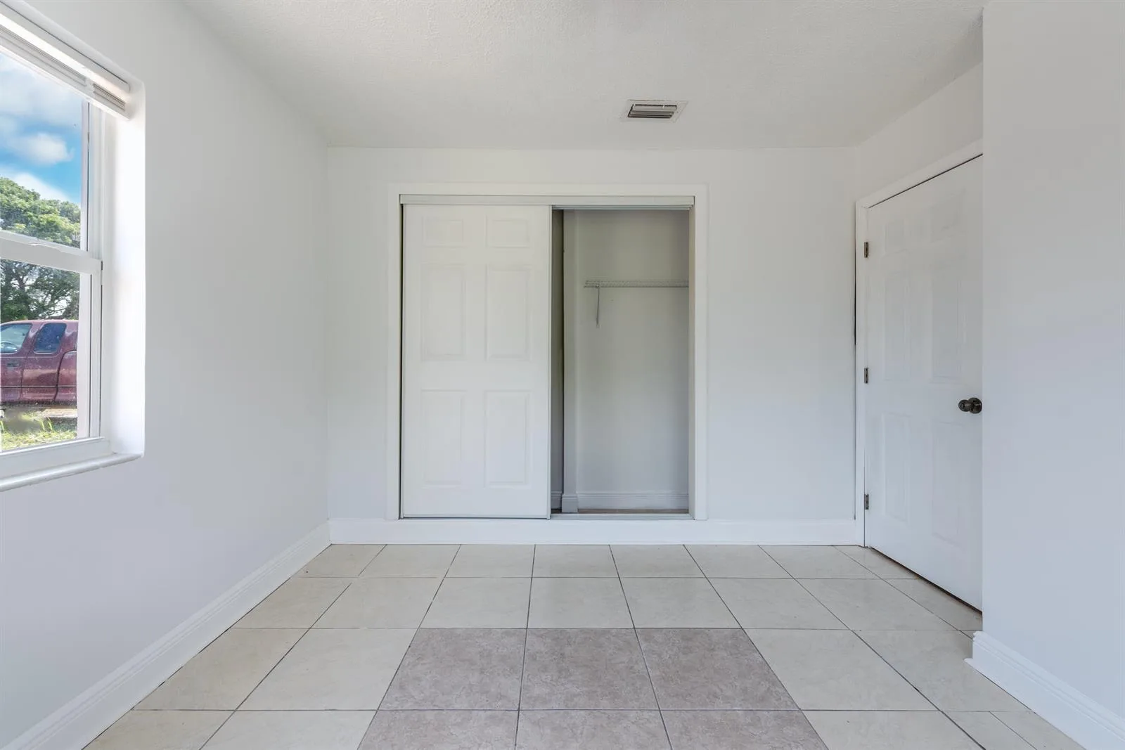 925 S Pine Street, Lake Worth, FL 33460 photo 9