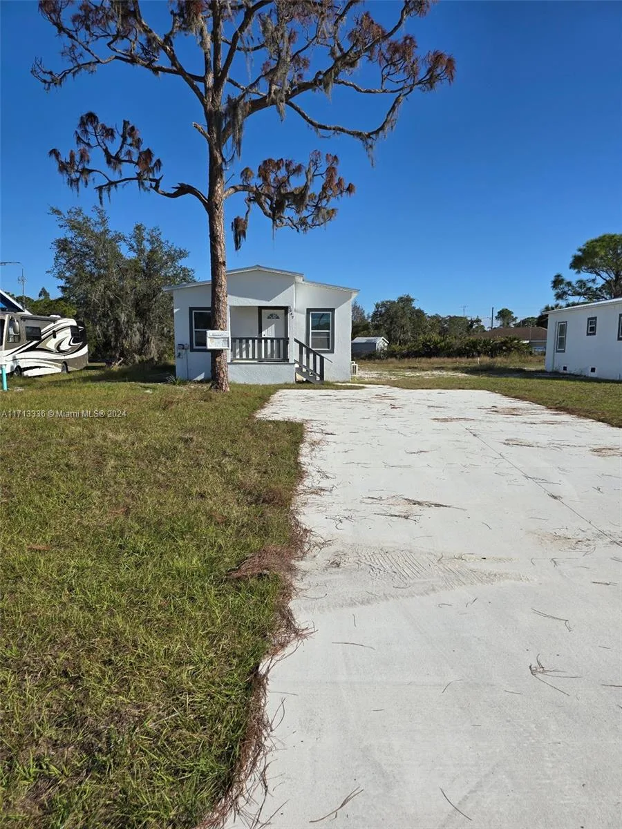 1547 Sycamore Ave # 1547, Lake Placid, FL 33852 photo 2