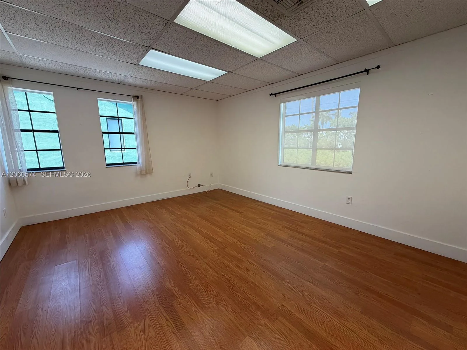 17800 W Dixie Hwy # C1, North Miami Beach, FL 33160 photo 4