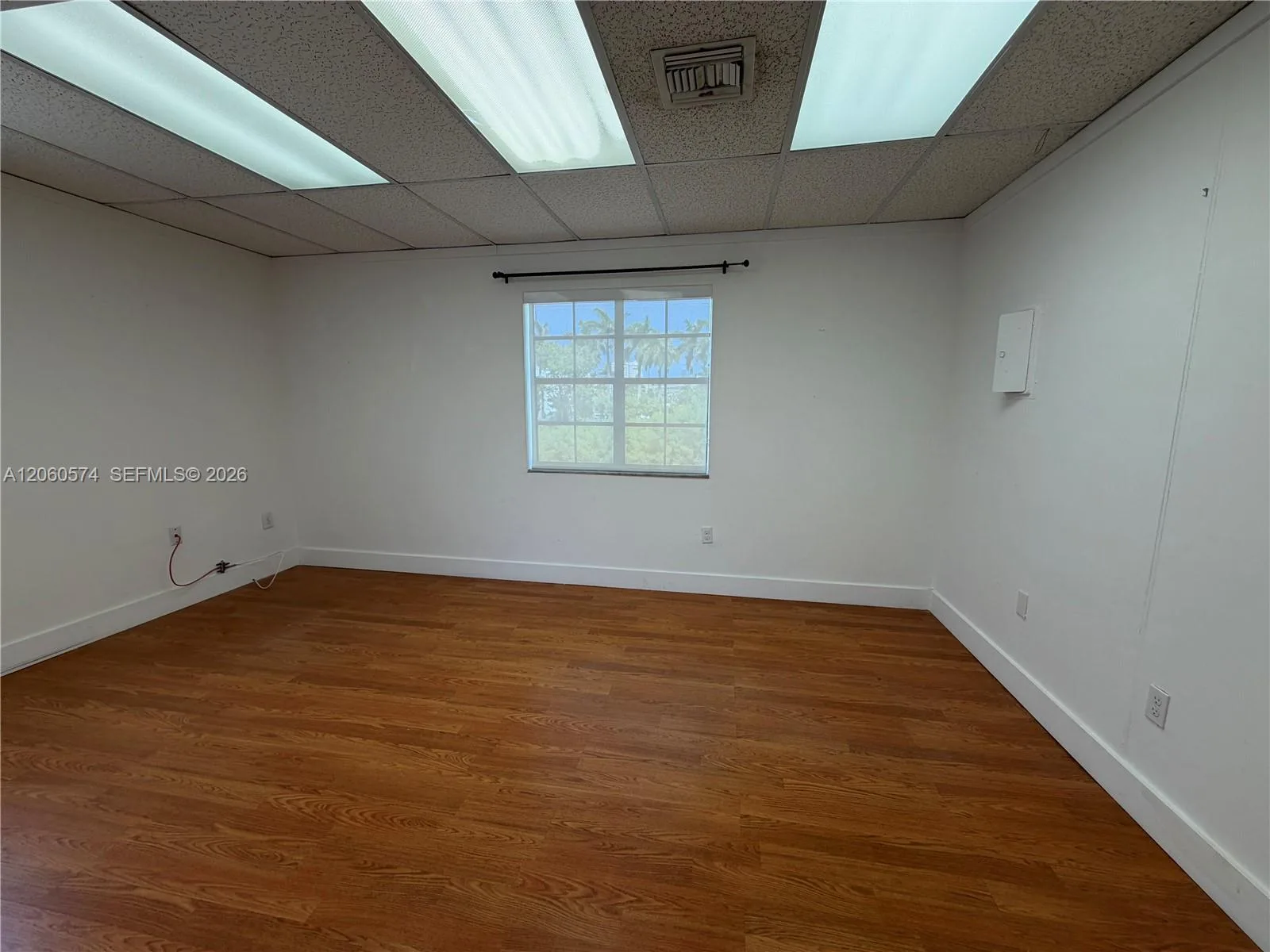 17800 W Dixie Hwy # C1, North Miami Beach, FL 33160 photo 5