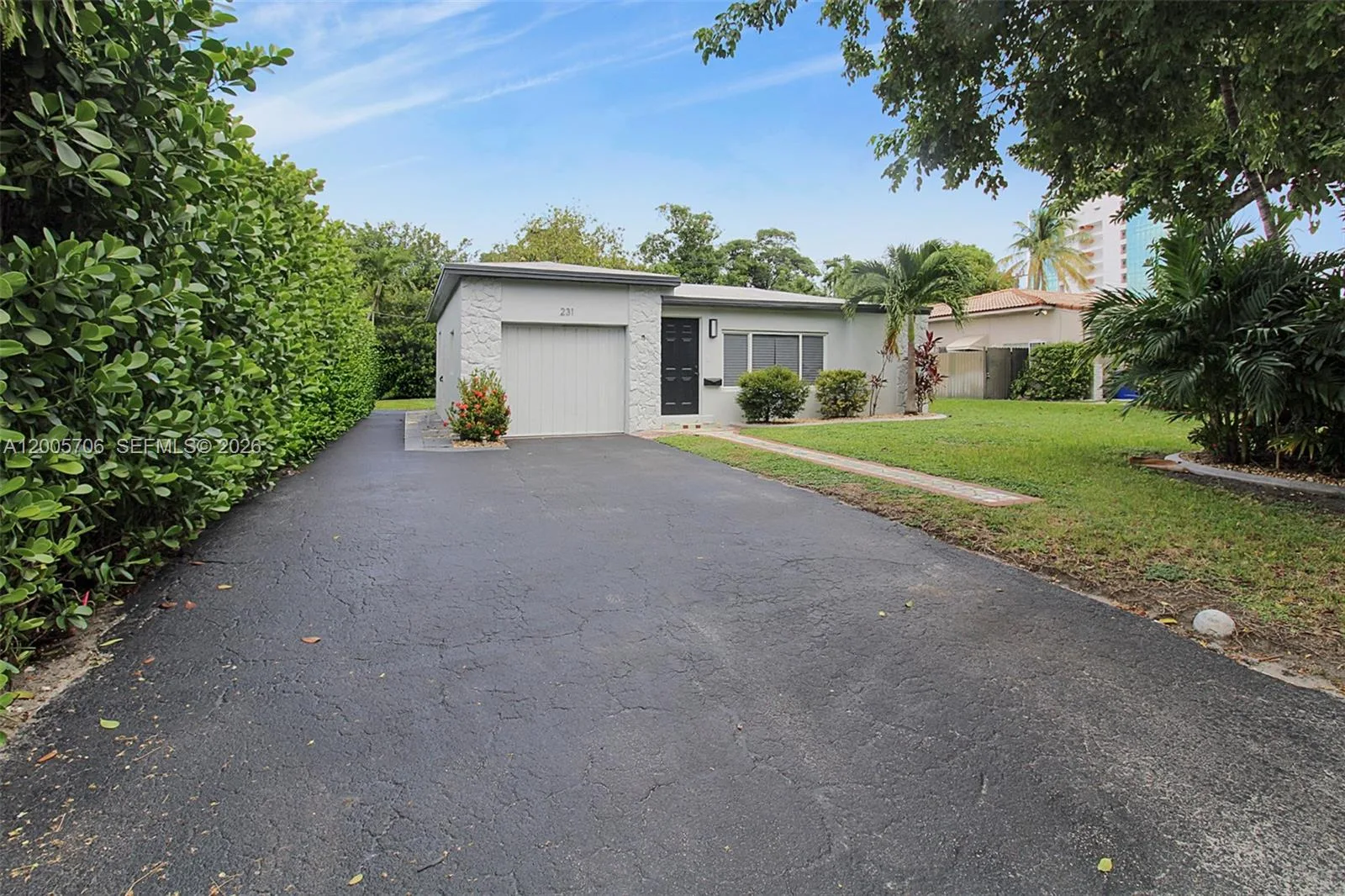 231 NE 43rd St, Miami, FL 33137 photo 3