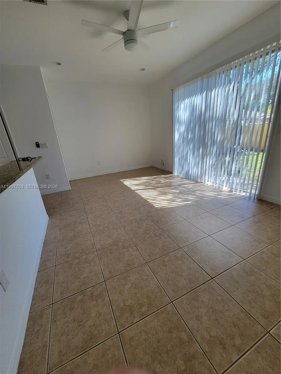 8938 SW 19th St # 904, Miramar, FL 33025 photo 2