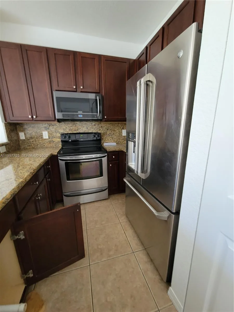 8938 SW 19th St # 904, Miramar, FL 33025 photo 6