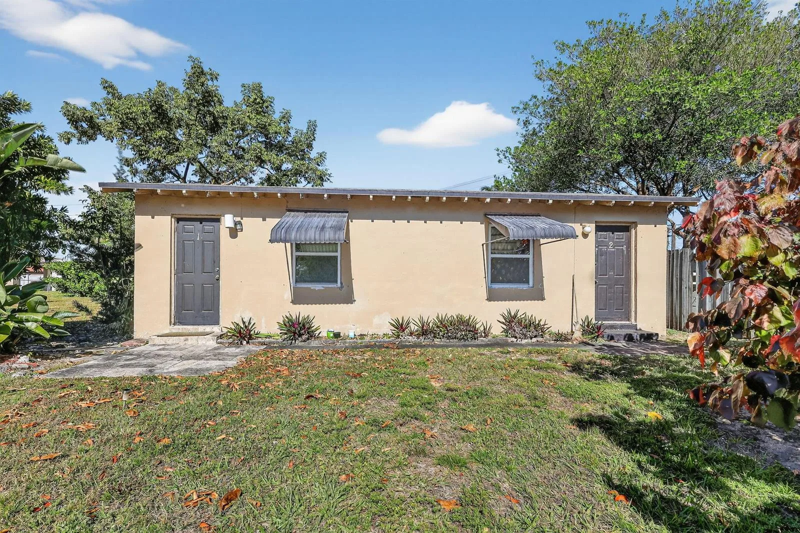411 Columbus Parkway # 1-5, Hollywood, FL 33021 photo 2
