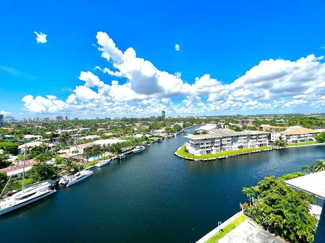 401 Golden Isles Dr # 1011, Hallandale Beach, FL 33009
