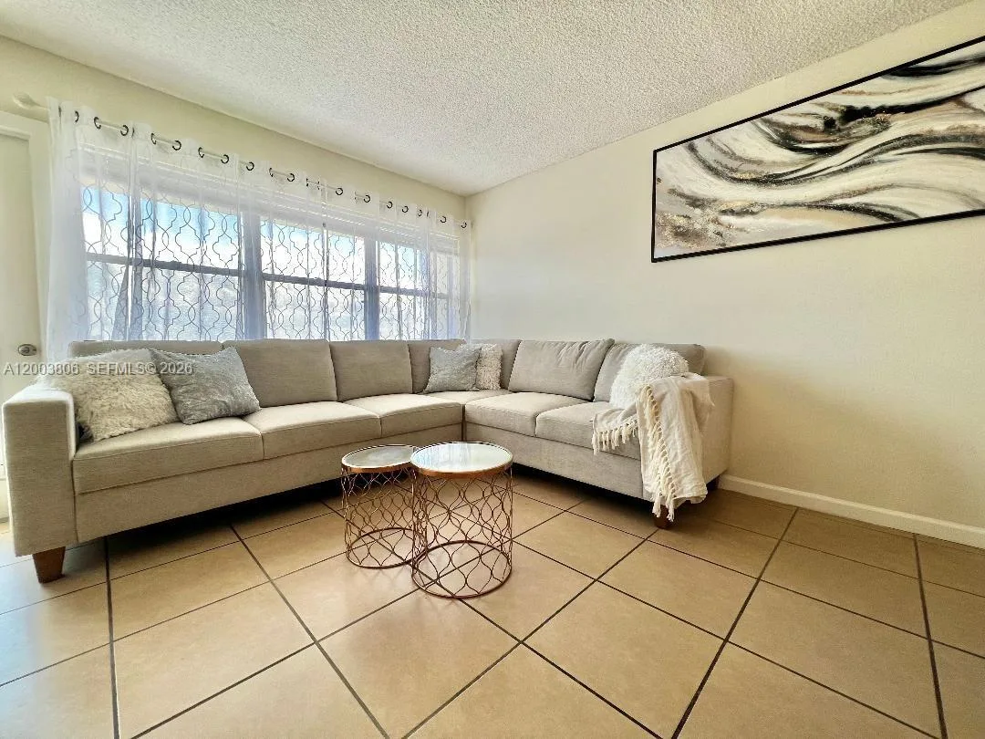 401 Golden Isles Dr # 1011, Hallandale Beach, FL 33009 photo 4