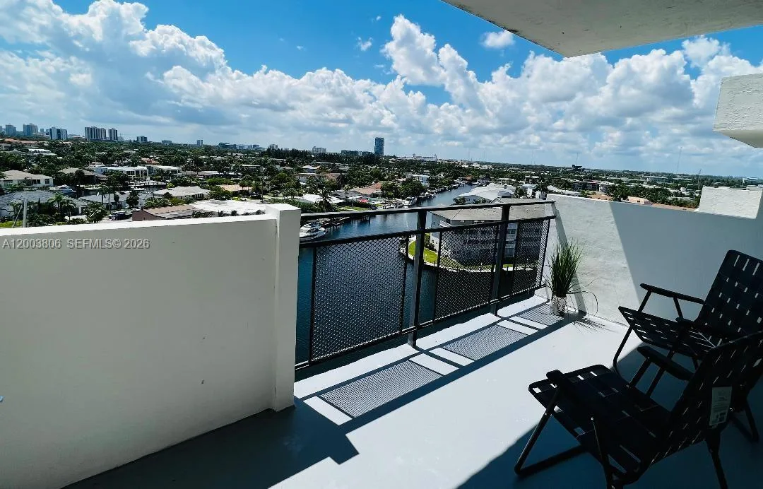 401 Golden Isles Dr # 1011, Hallandale Beach, FL 33009 photo 9