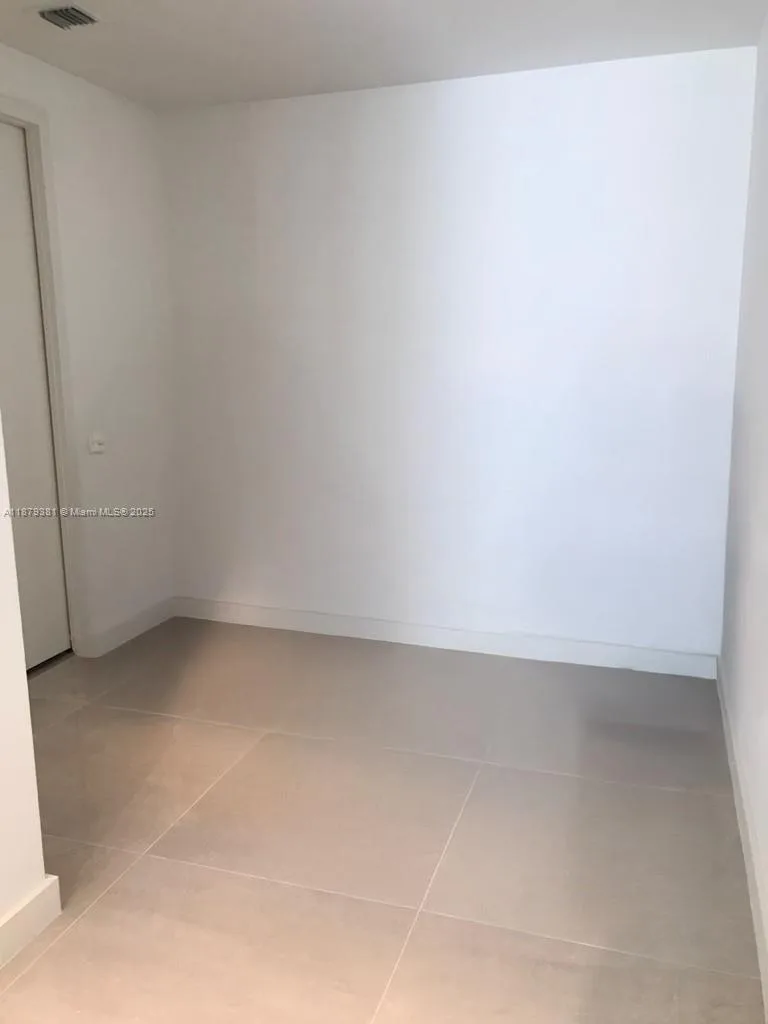 501 NE 31st St # 907, Miami, FL 33137 photo 11