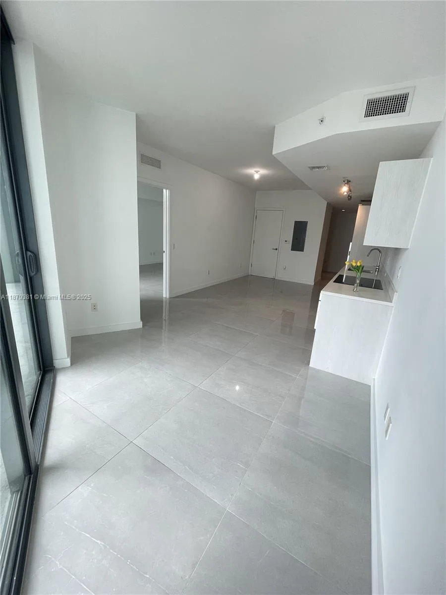 501 NE 31st St # 907, Miami, FL 33137 photo 7