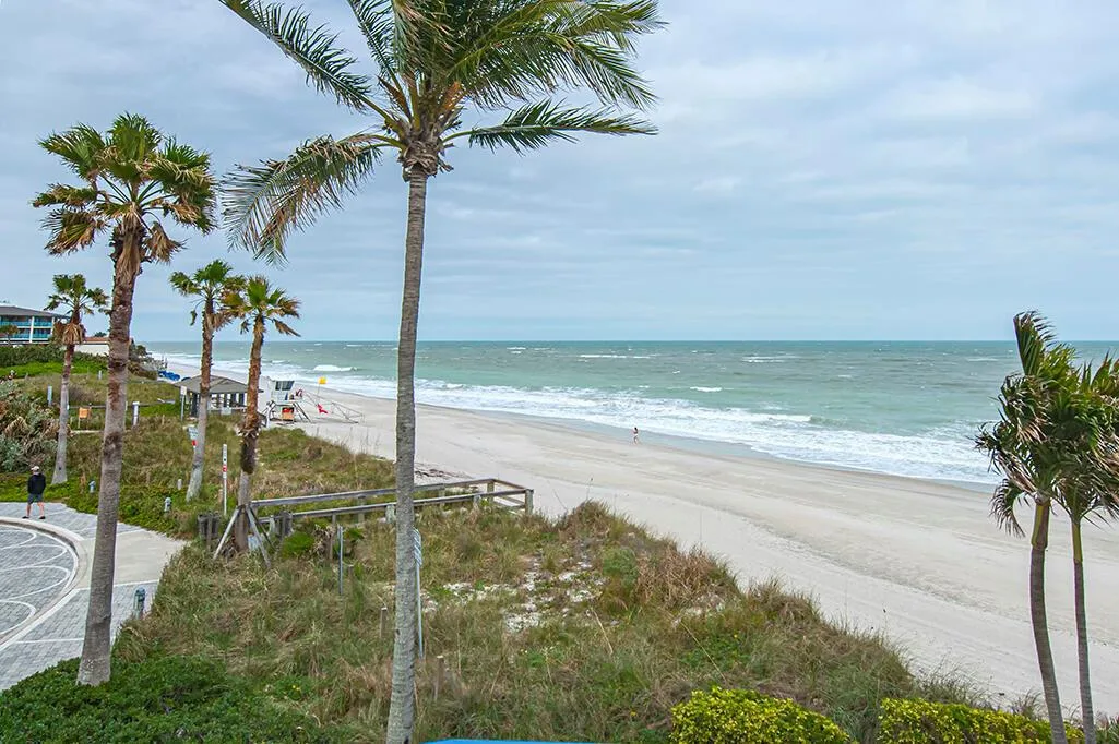 1010 EASTER LILY Lane # 204, Vero Beach, FL 32963 photo 2