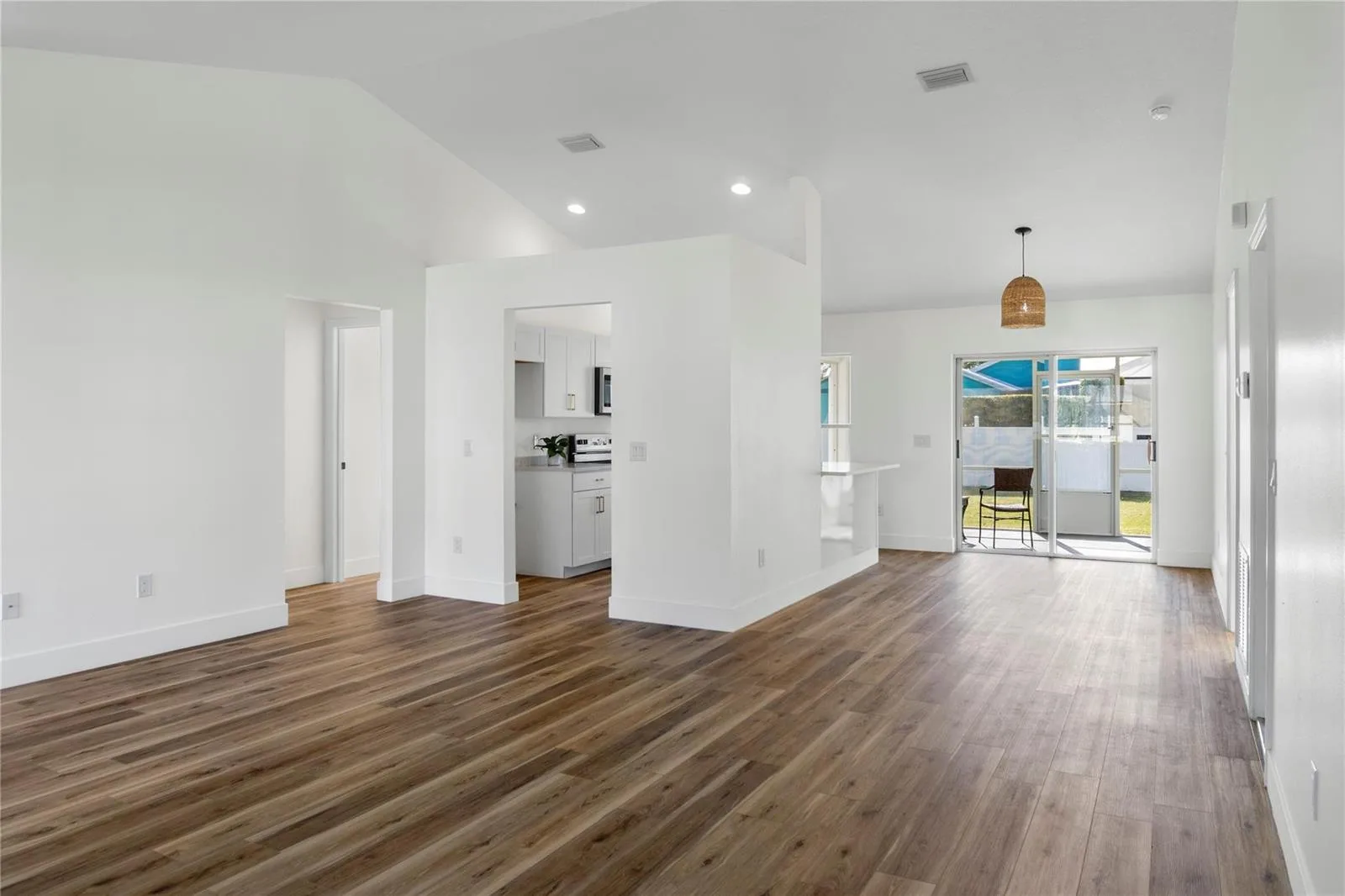 1055 18th Street, Vero Beach, FL 32962 photo 5