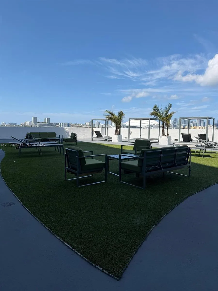 1 Glen Royal Pkwy # 1006, Miami, FL 33125 photo 9
