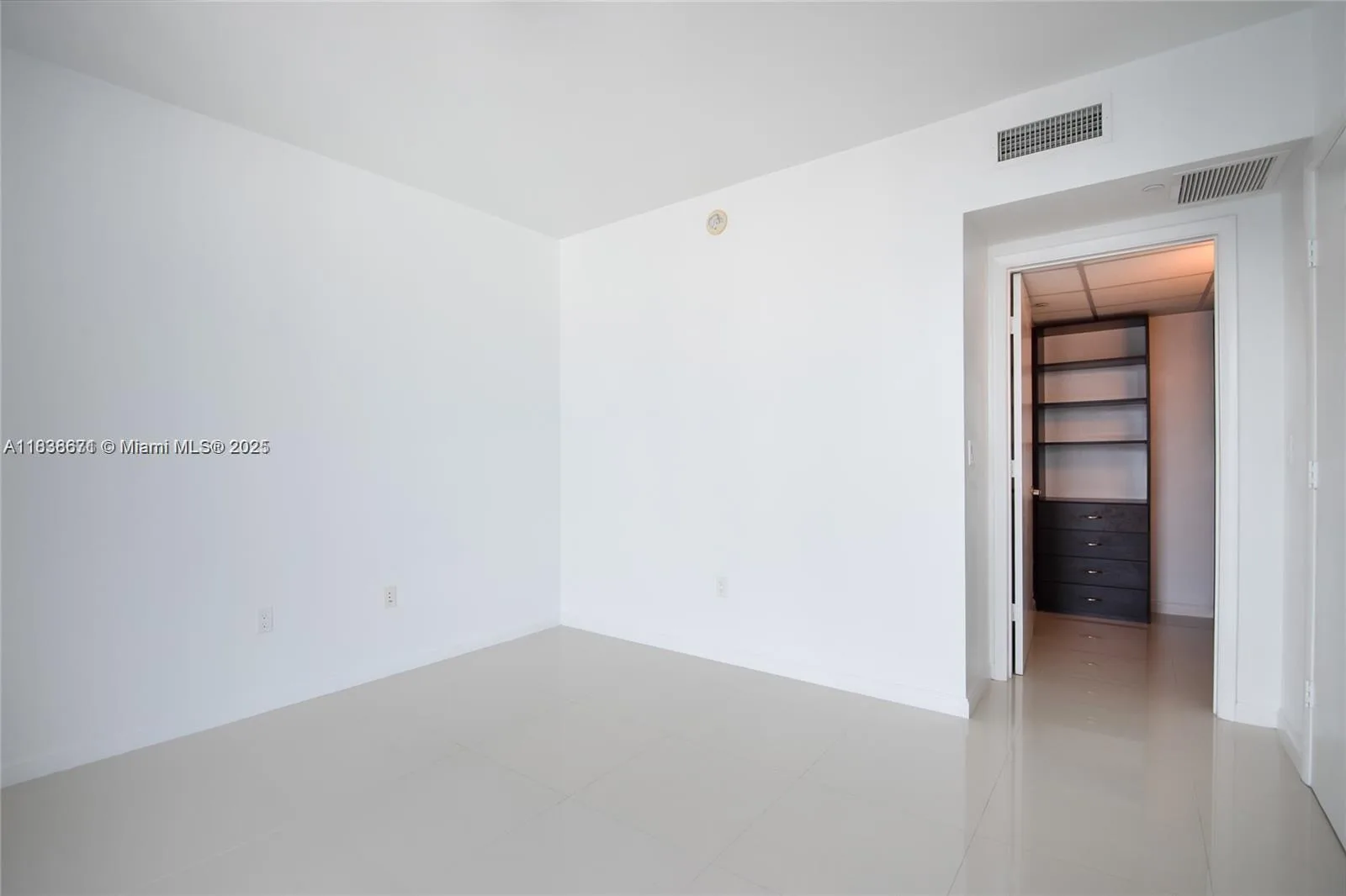 465 Brickell Ave # 4904, Miami, FL 33131 photo 7