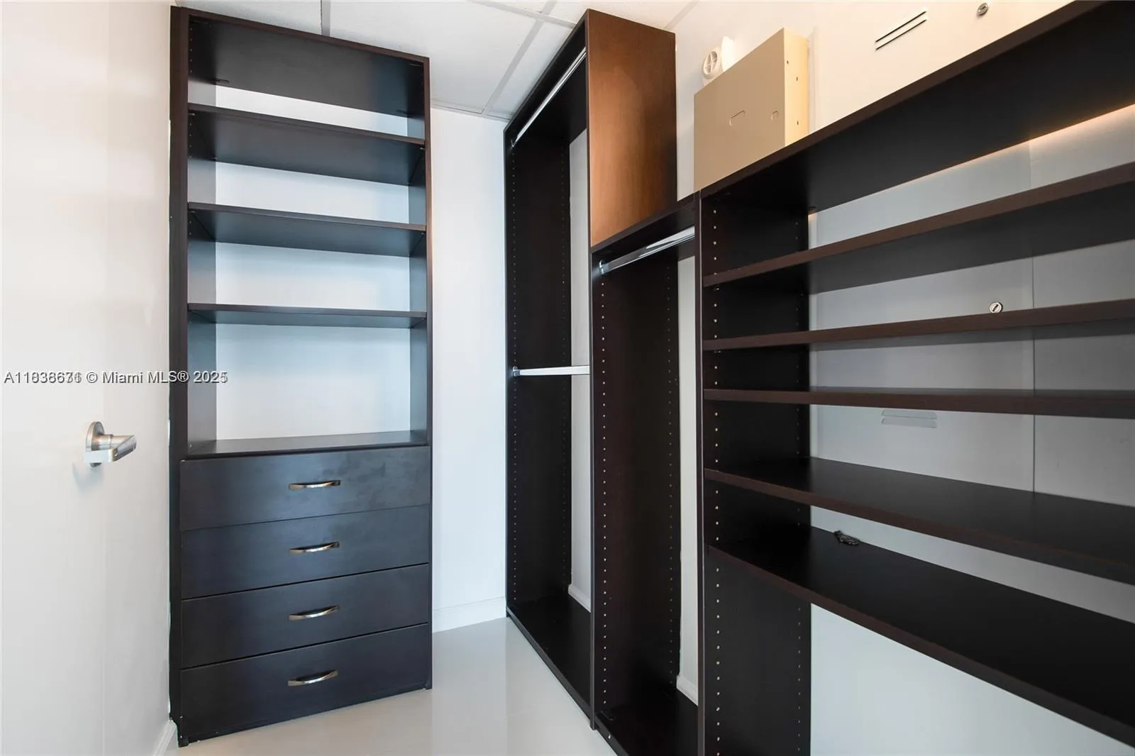 465 Brickell Ave # 4904, Miami, FL 33131 photo 8