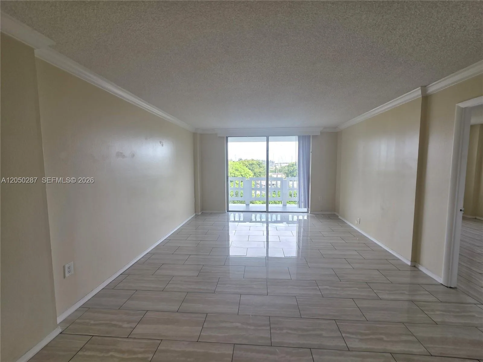 15600 NW 7th Ave # 511, Miami, FL 33169