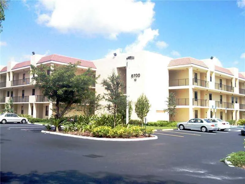 6729 Coral Lake Drive # 6729, Margate, FL 33063