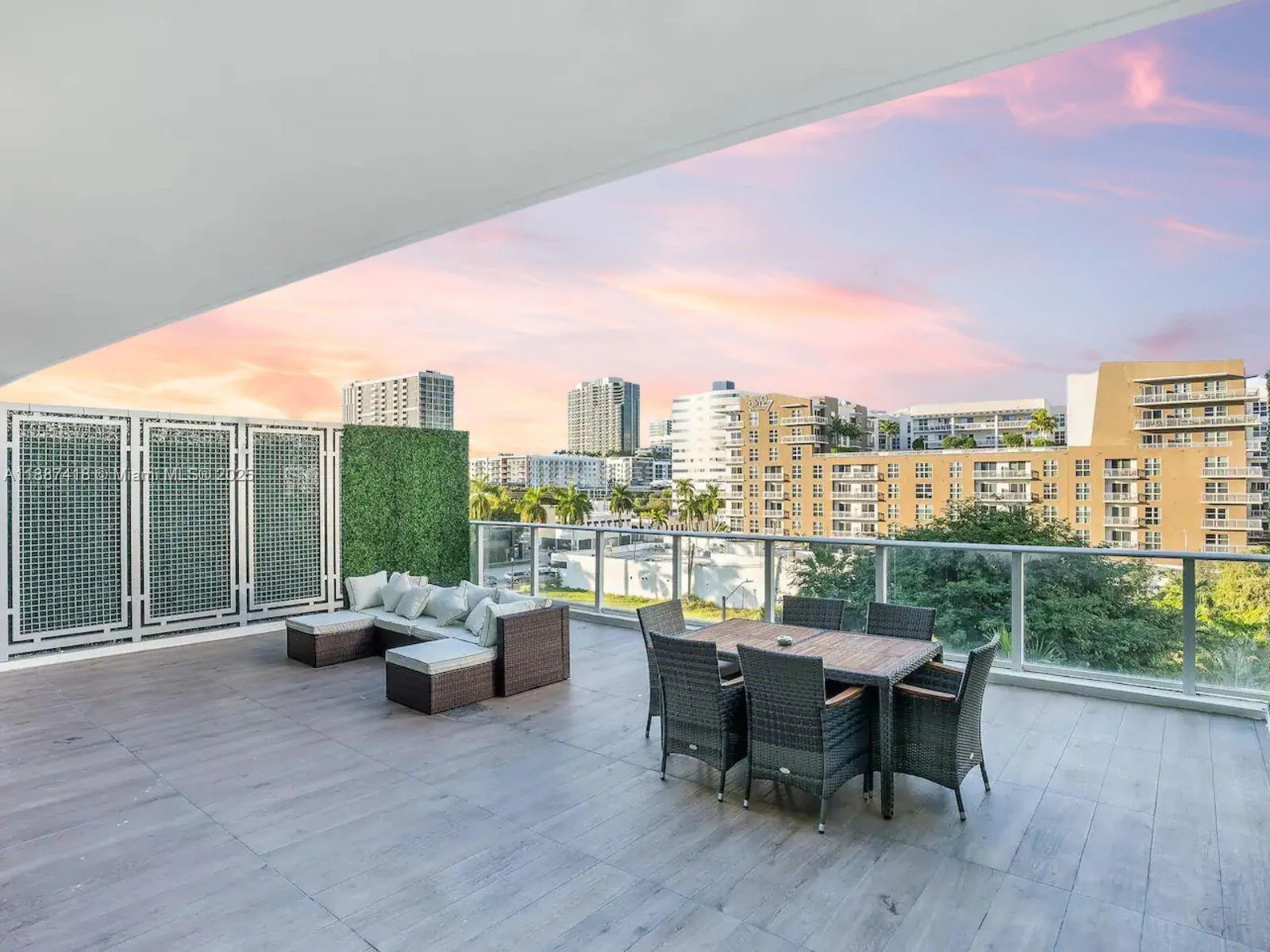 321 NE 26th St # 501, Miami, FL 33137 photo 2